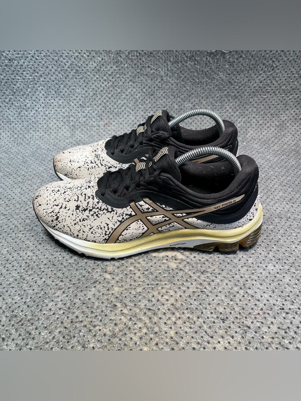 Asics Gel-Pulse 11 Running Shoes Size 9 Womenâs